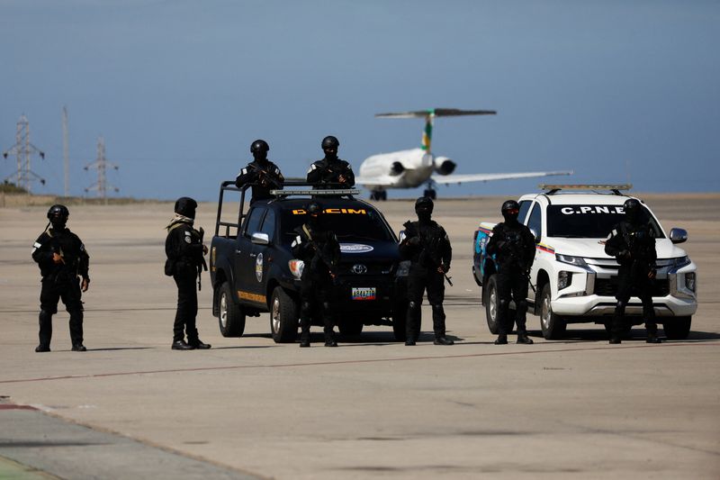 Arriba a Venezuela vuelo desde EEUU con 199 migrantes venezolanos: Gobierno