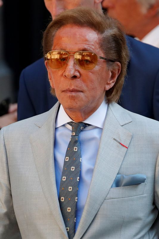 Muere el diseñador italiano Valentino a los 93 años