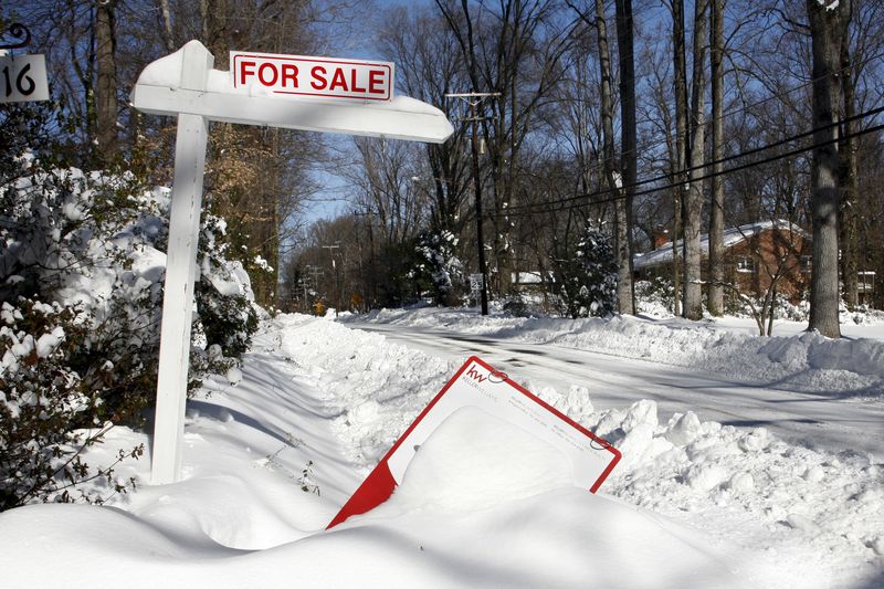 Ventas de viviendas pendientes en EEUU caen en diciembre a su nivel más bajo en cinco meses