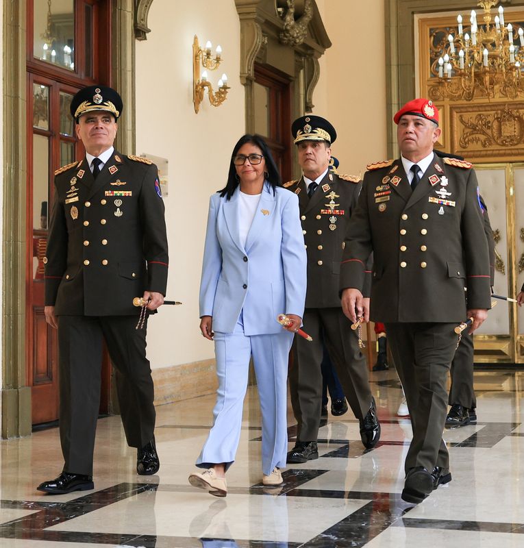 Presidenta encargada de Venezuela designa nuevo alto mando militar