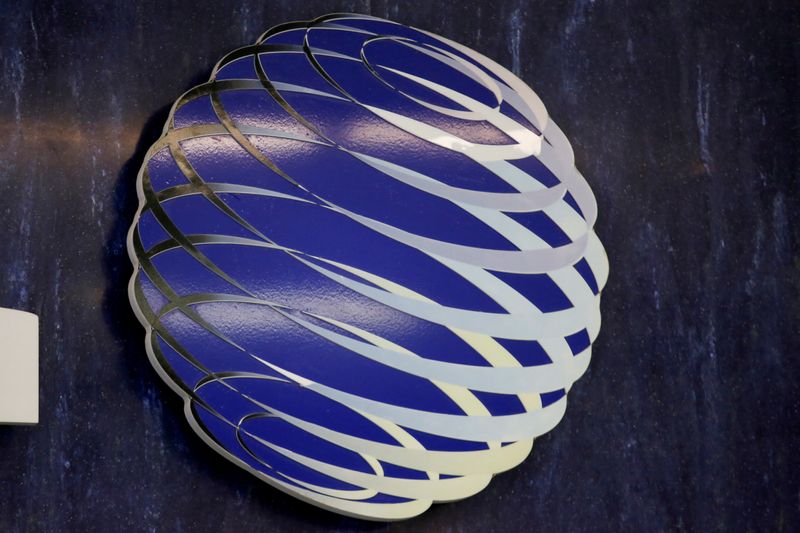 Claro, de América Móvil, acepta comprar a brasileña Desktop por 753 millones de dólares