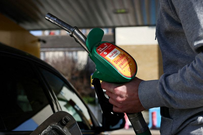 Los precios del petróleo se mantendrán altos en cualquier escenario de guerra en Irán