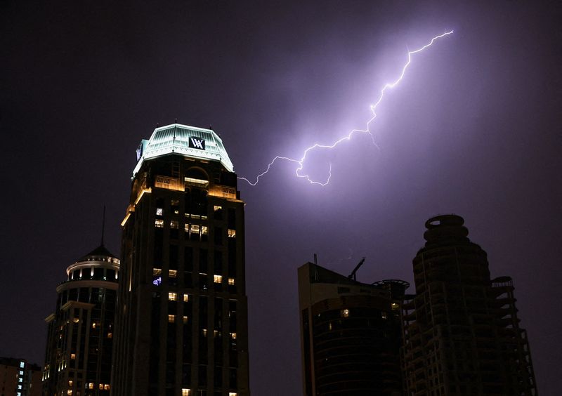 Un misil iraní impacta a un petrolero en aguas qataríes: Qatar