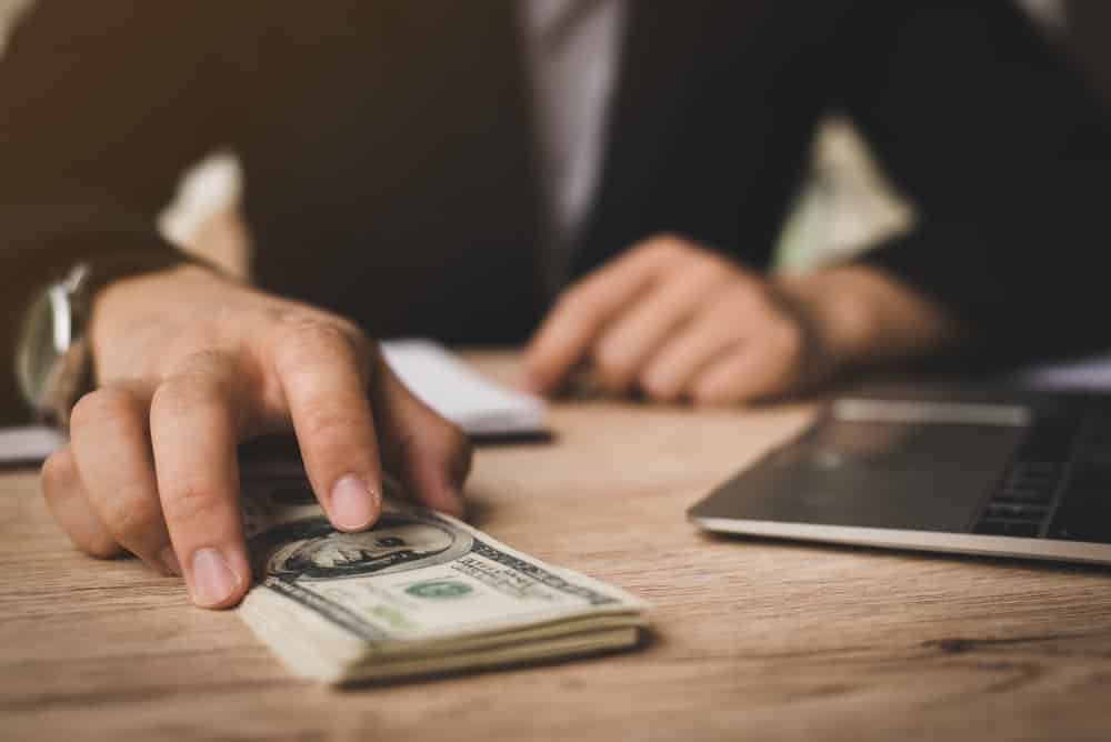 cinco puntos clave para invertir en dólares