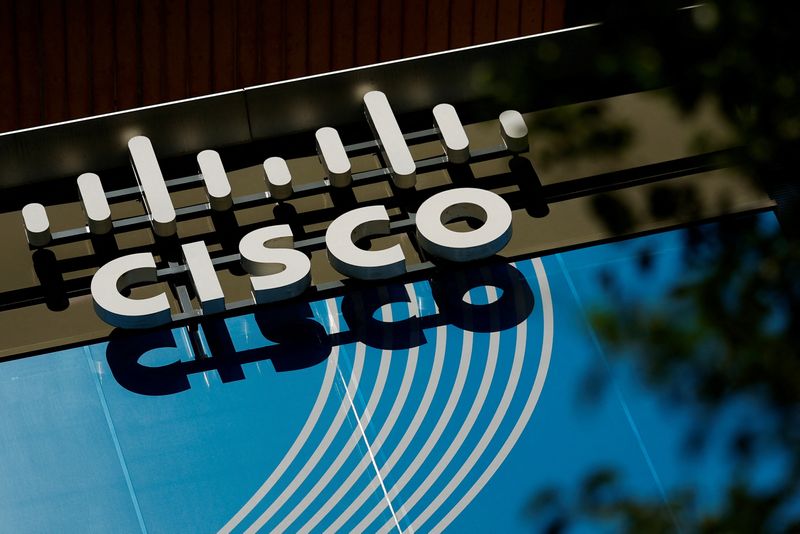 Las acciones de Cisco suben por una fuerte demanda de equipos impulsada por la IA
