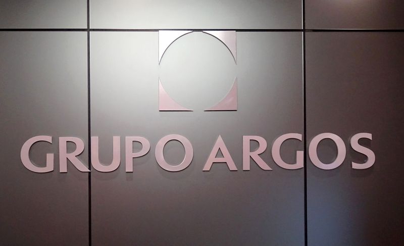 Utilidad neta de colombiano Grupo Argos casi se cuadruplica en tercer trimestre