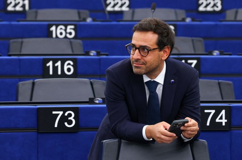 El responsable de Industria de la UE insta a hacer acopio de minerales críticos